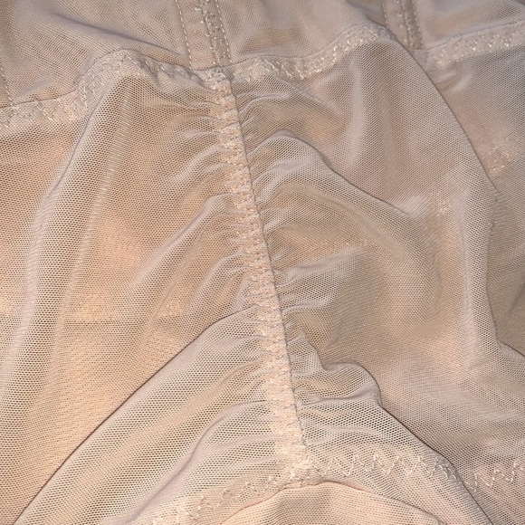 Gently Loved Faja/Girdle bt ARDYSS International - Picture 6 of 9